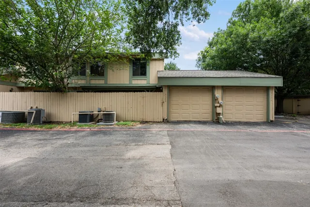 $1,800 | 9504 Quail Village Lane, Austin, TX 78758