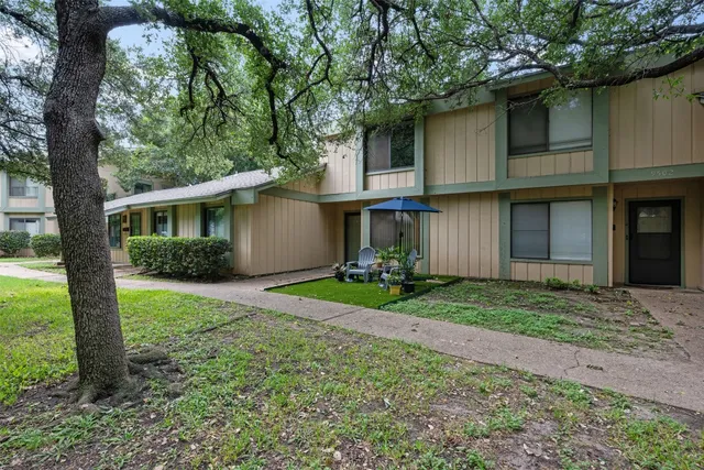$1,800 | 9504 Quail Village Lane, Austin, TX 78758