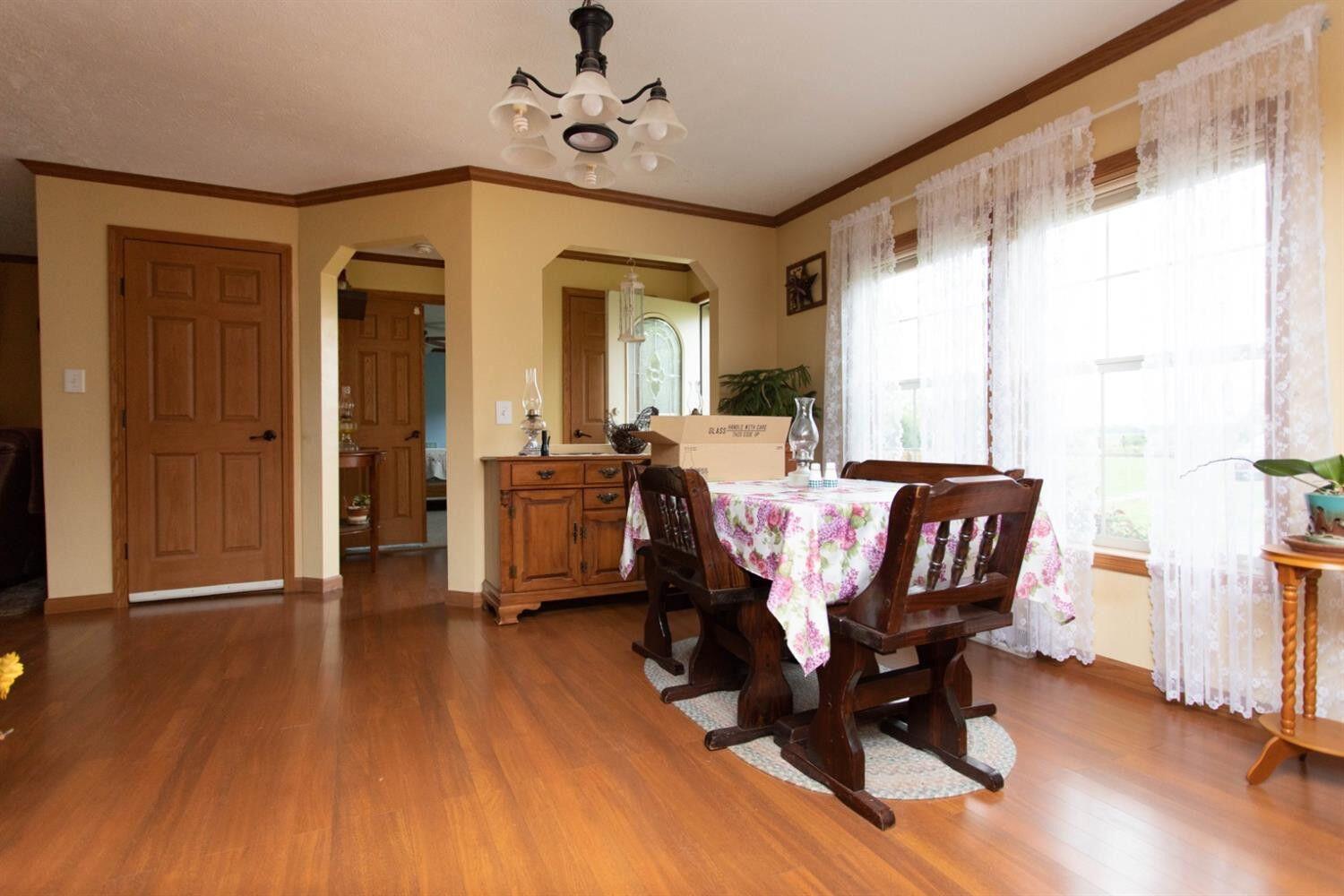 243 Hawkins - Cummins Road Paris, KY 40361 - Photo 5 of 17 20201106184019840478000000-o