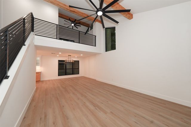 $589,000 | 203 South Pathfinders Circle, The Woodlands, TX 77381