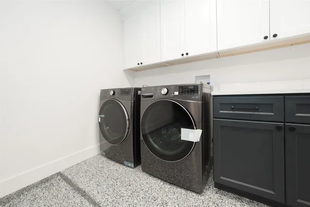 $559,000 | 203 South Pathfinders Circle, The Woodlands, TX 77381