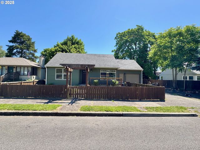 $440,000 | 1616 Northeast Franklin Street, Camas, WA 98607