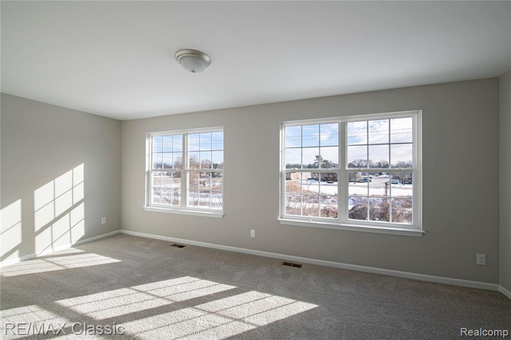 172 Copper Ridge Walled Lake, MI 48390 - Photo 15 of 22