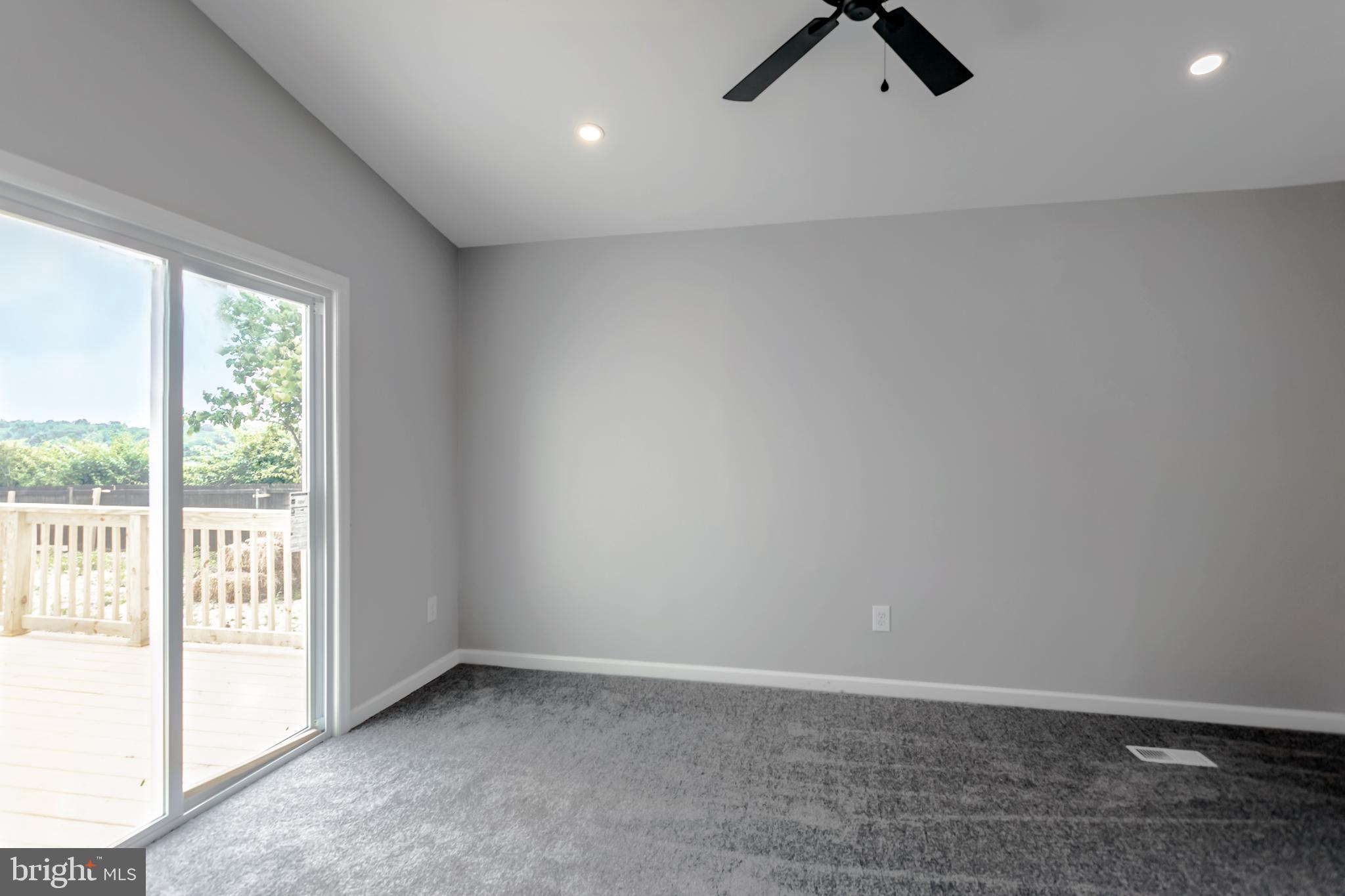 228 Almond Road Elmer, NJ 08318 - Photo 15 of 33 Gallery Image 15