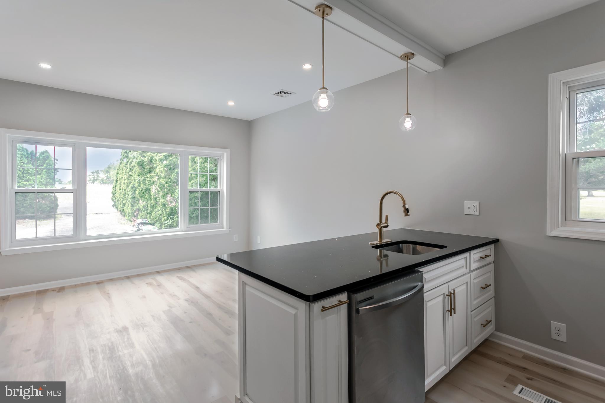 228 Almond Road Elmer, NJ 08318 - Photo 24 of 33 Gallery Image 24