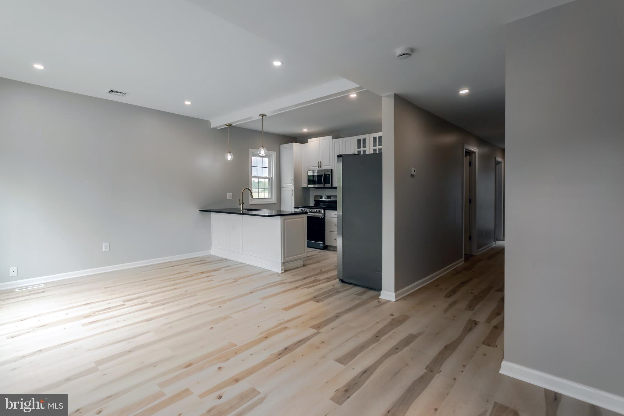 228 Almond Road Elmer, NJ 08318 - Photo 7 of 33 Gallery Image 7