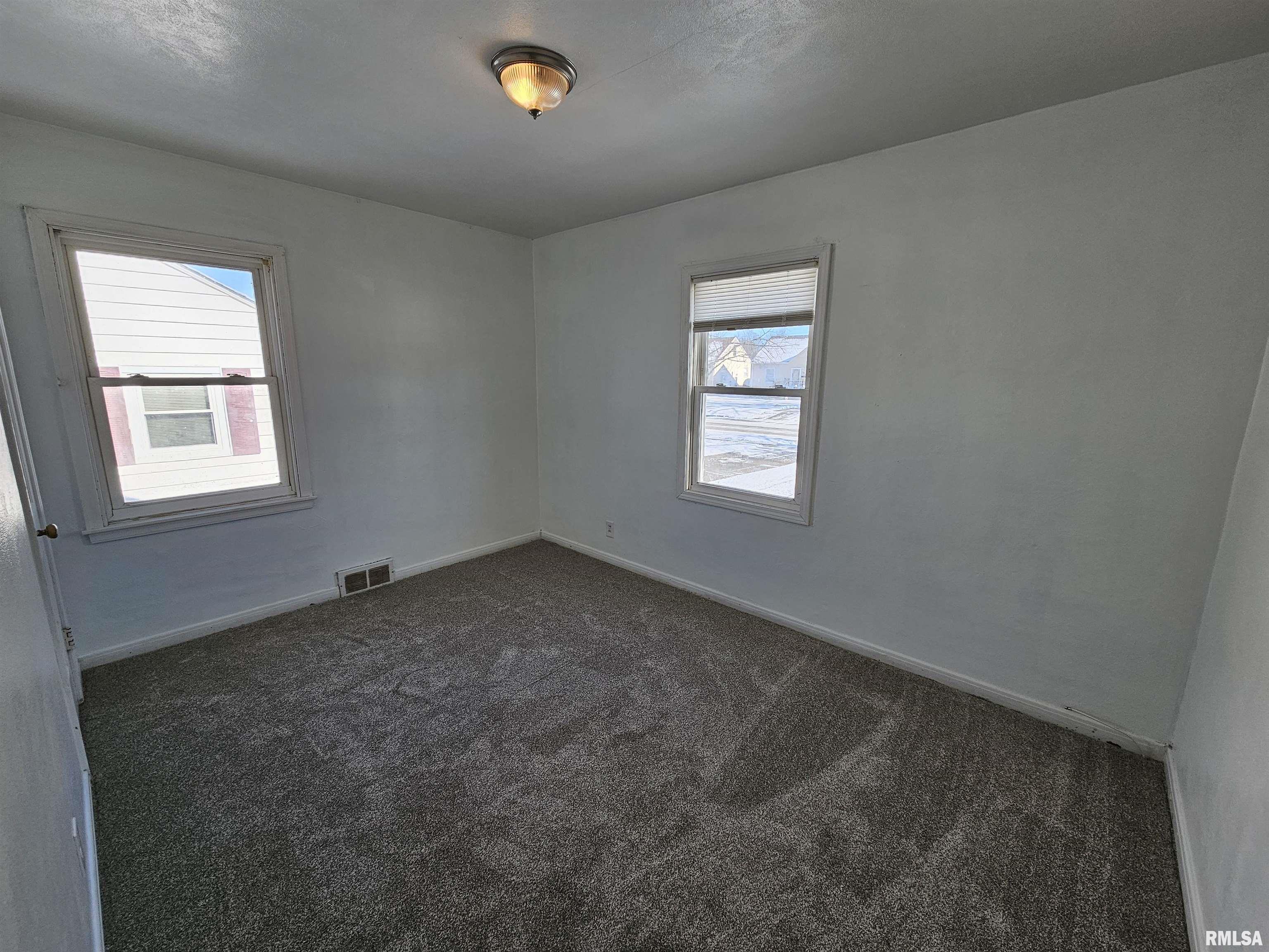 1721 North 22nd Street Springfield, IL 62702 - Photo 14 of 30