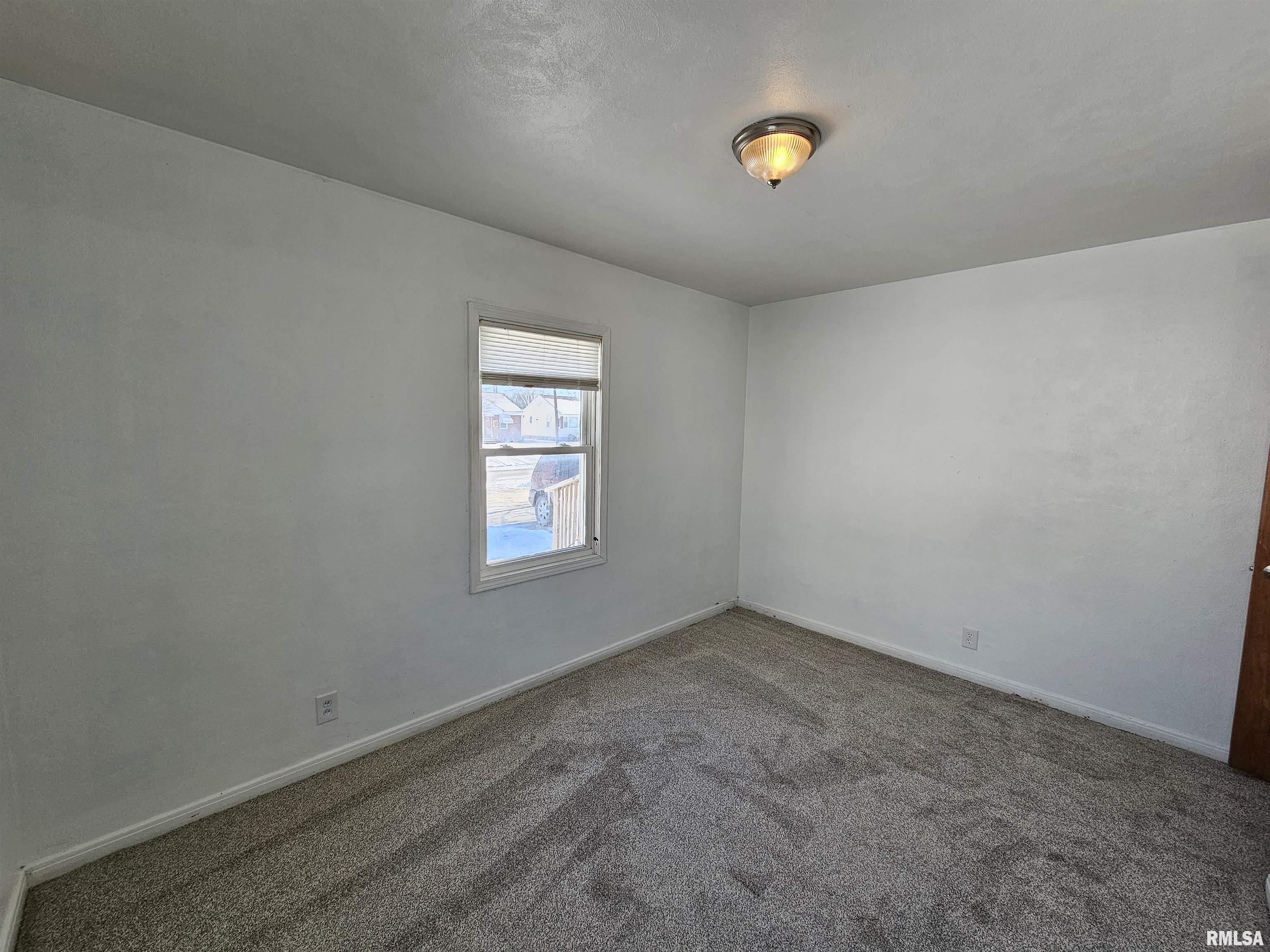 1721 North 22nd Street Springfield, IL 62702 - Photo 15 of 30