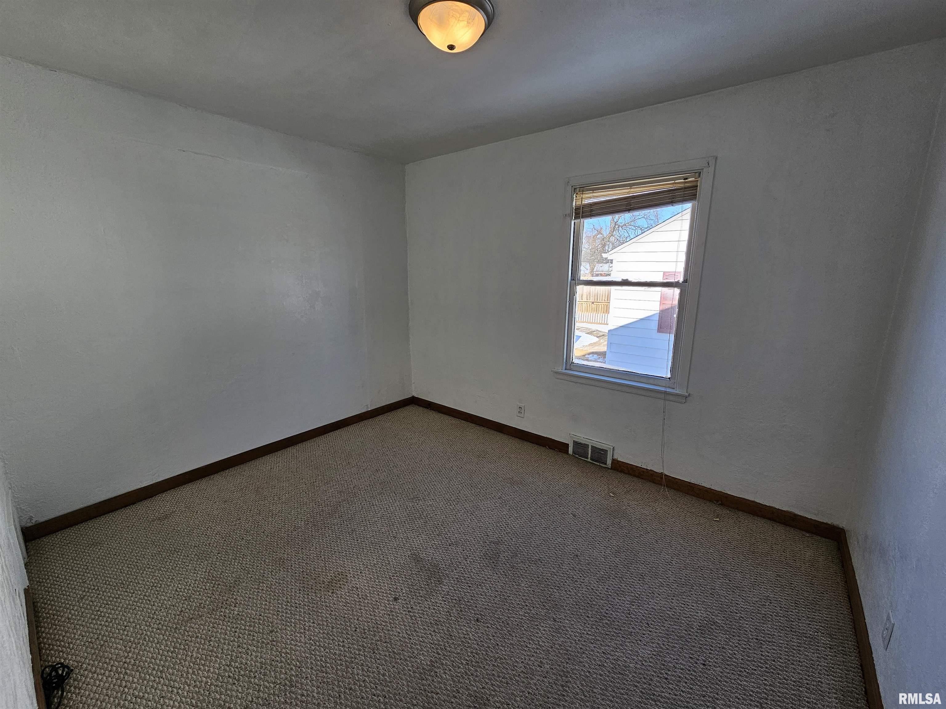 1721 North 22nd Street Springfield, IL 62702 - Photo 18 of 30