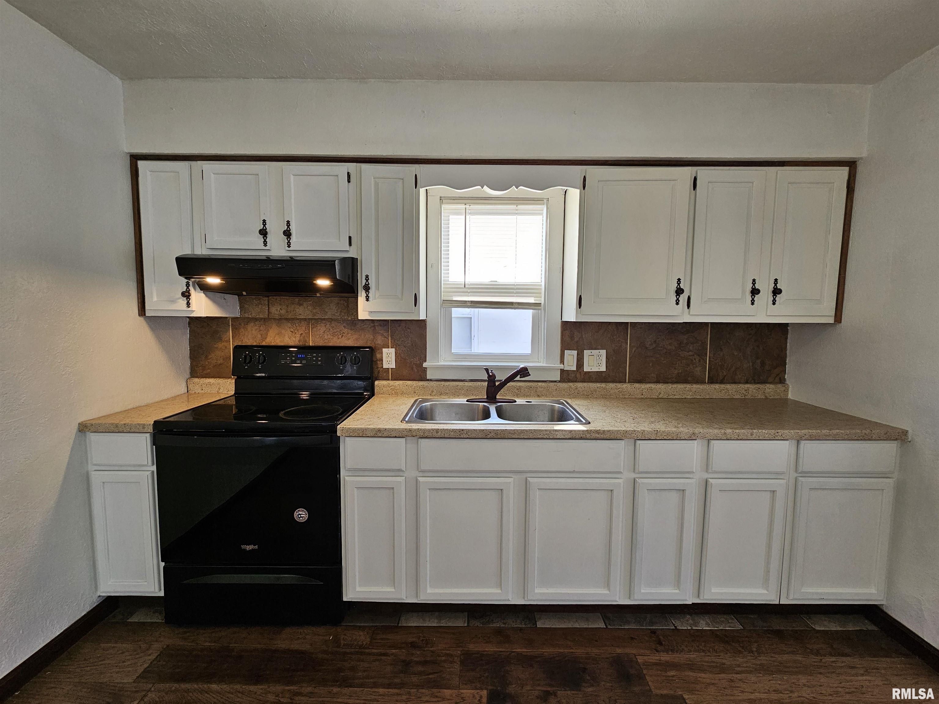 1721 North 22nd Street Springfield, IL 62702 - Photo 9 of 30