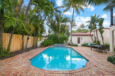 $3,800,000 | 429 30th Street, West Palm Beach, FL 33407