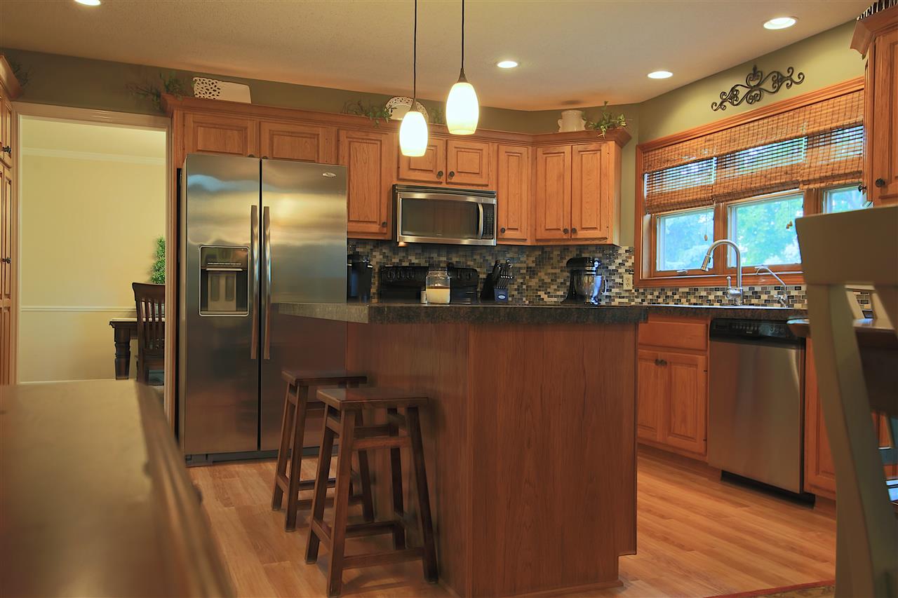 103 Estero Road Fort Wayne, IN 46845 - Photo 10 of 36 Gallery Image 10