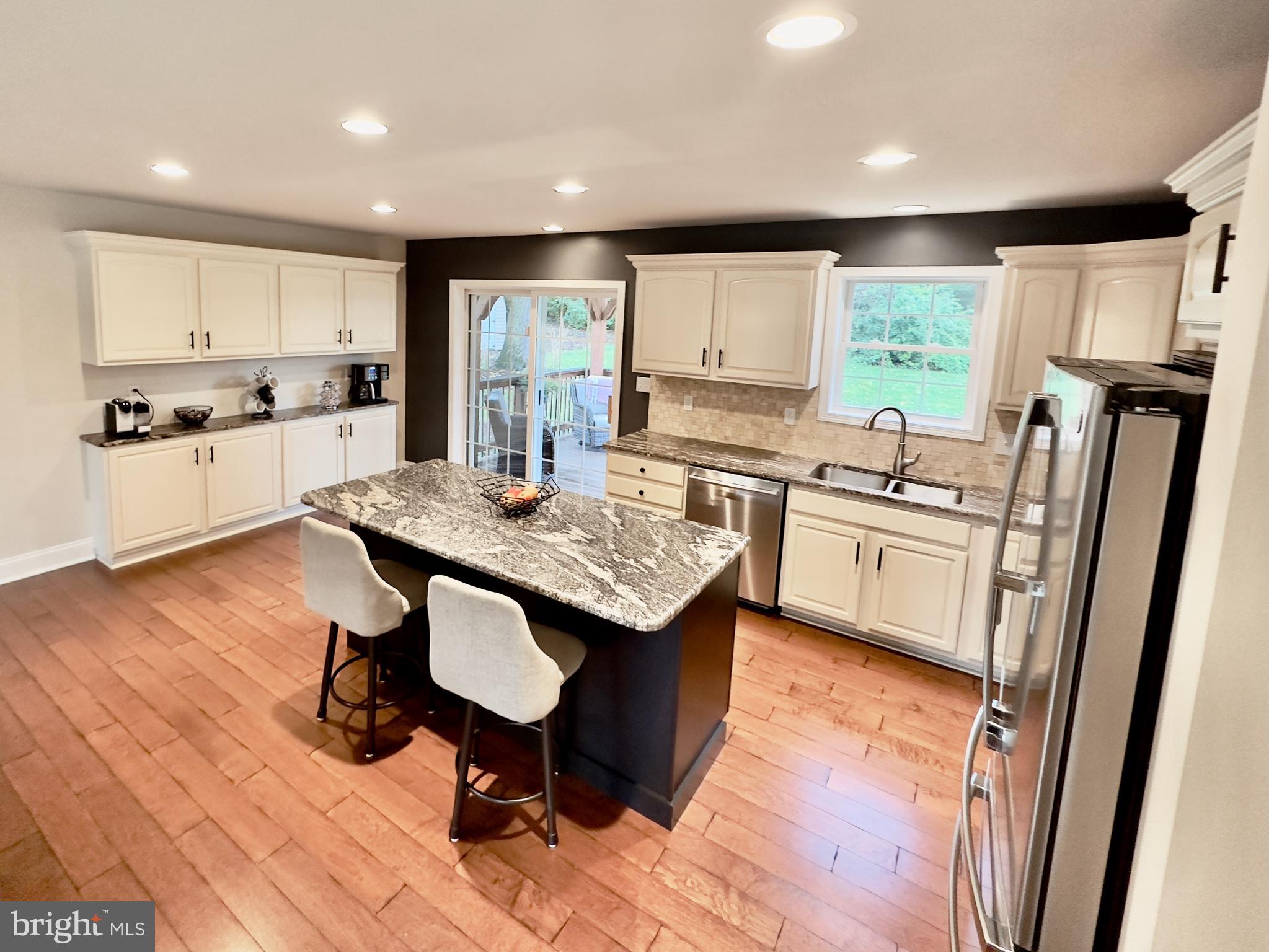 9 Hickory Road Carlisle, PA 17015 - Photo 9 of 22 Gallery Image 9