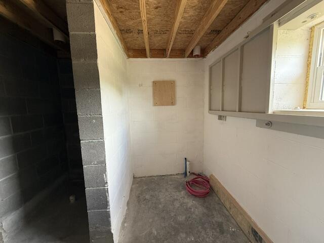 6351 Vixen Road Pierce City, MO 65723 - Photo 10 of 16 Utility area