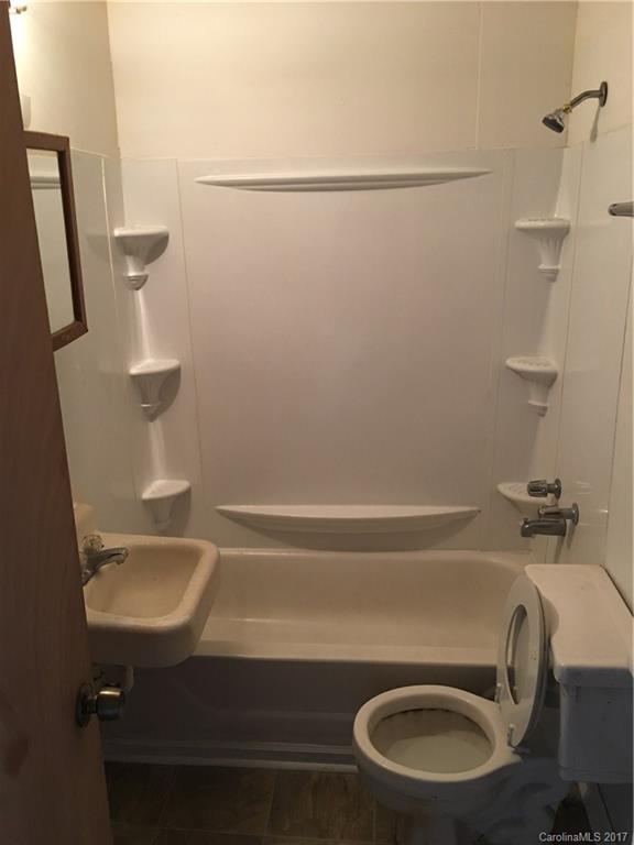2056 Mauney Road Bessemer City, NC 28016 - Photo 6 of 11 Gallery Image 6