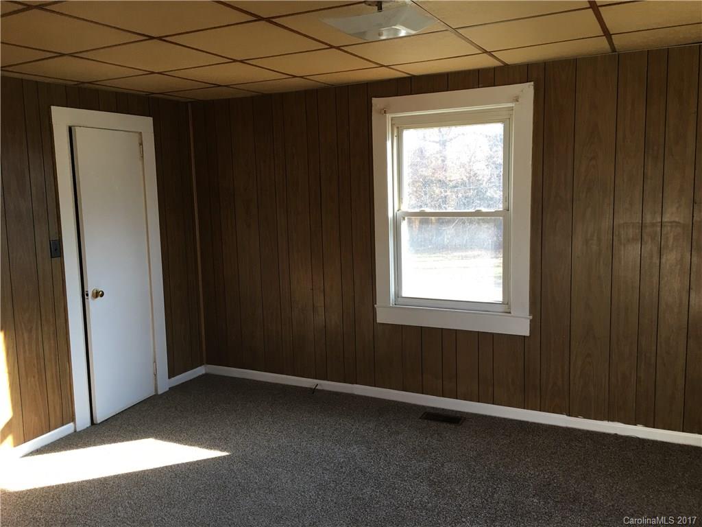 2056 Mauney Road Bessemer City, NC 28016 - Photo 8 of 11 Gallery Image 8