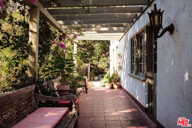 a view of a corridor