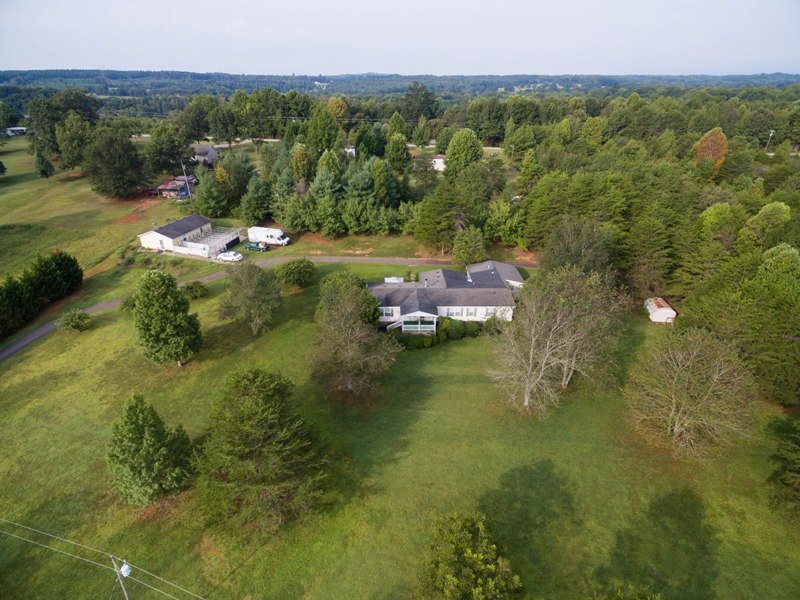255 Wooden Bridge Road Campobello, SC 29322 - Photo 32 of 36