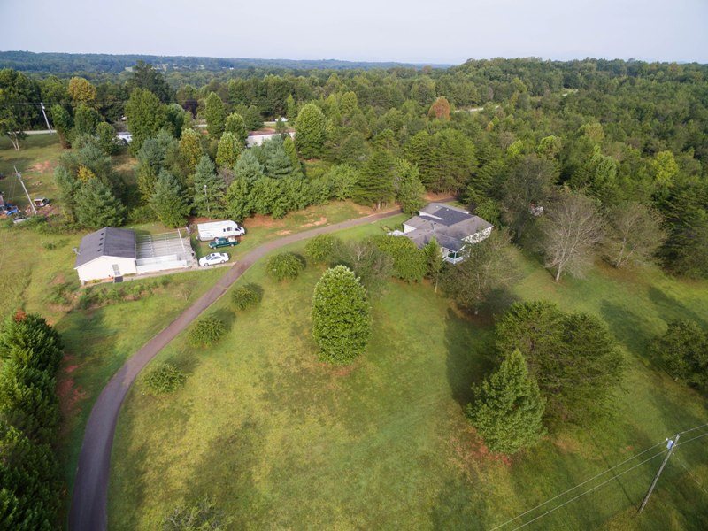 255 Wooden Bridge Road Campobello, SC 29322 - Photo 33 of 36