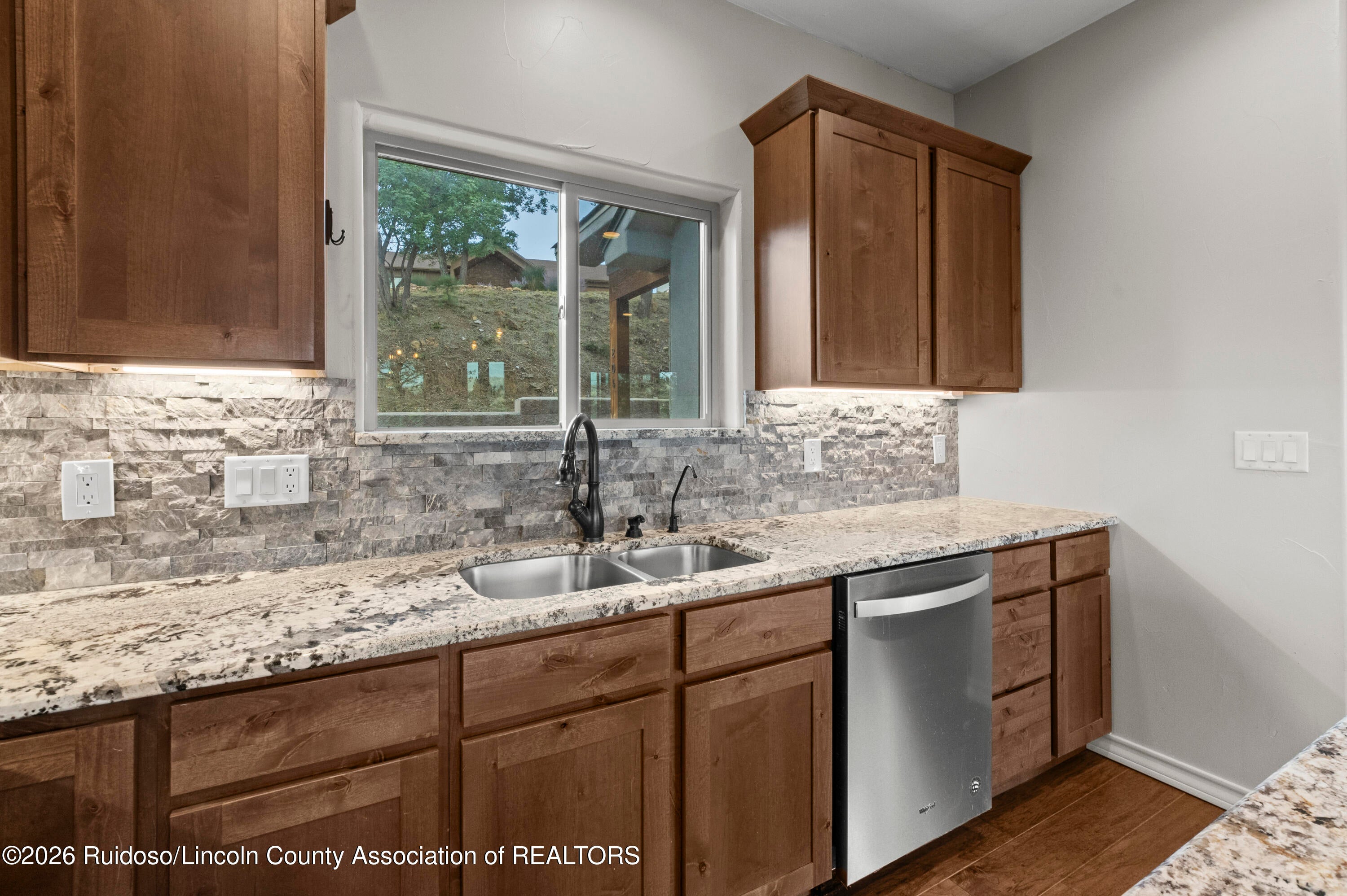 204 Mountain High Circle Ruidoso, NM 88345 - Photo 20 of 120 Gallery Image 20