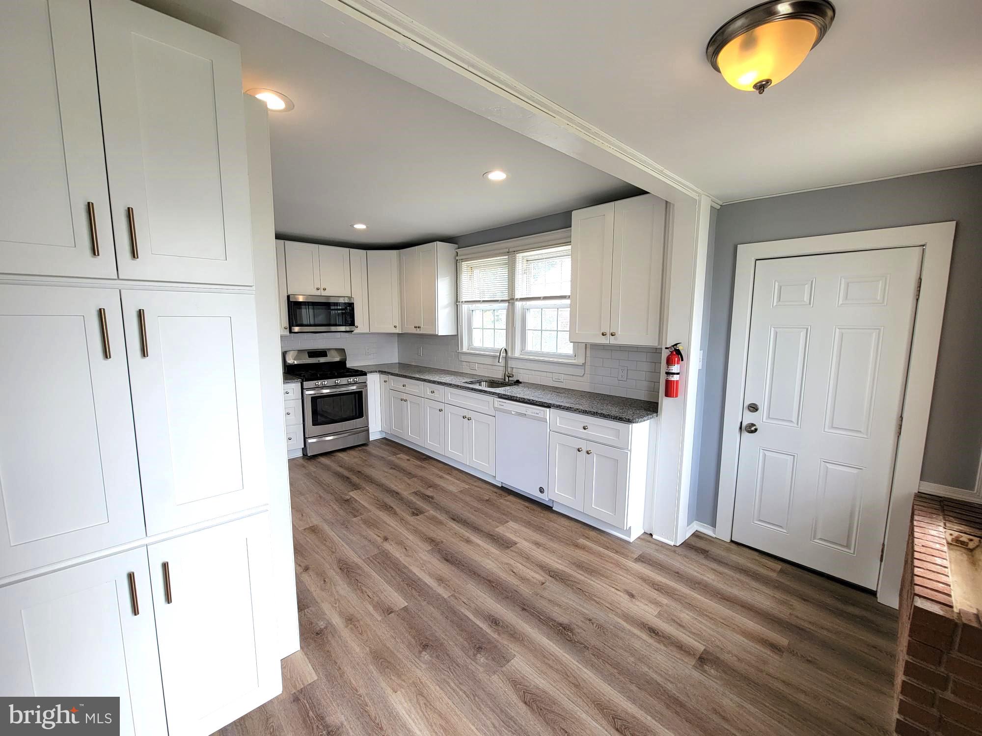 184 Kendall Boulevard Oaklyn, NJ 08107 - Photo 10 of 23 Ktichen