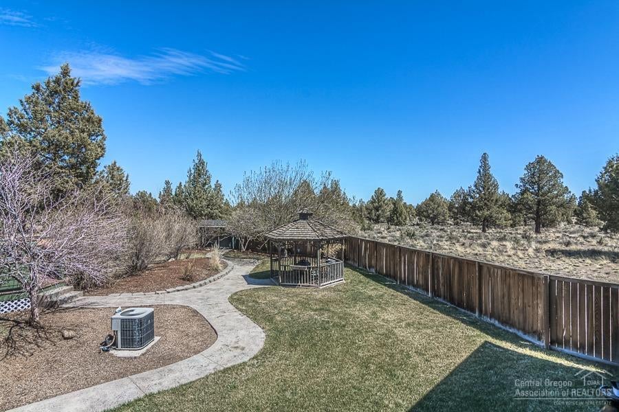 60410 Sun Ridge Bend, OR 97702 - Photo 6 of 23 Additional Photo