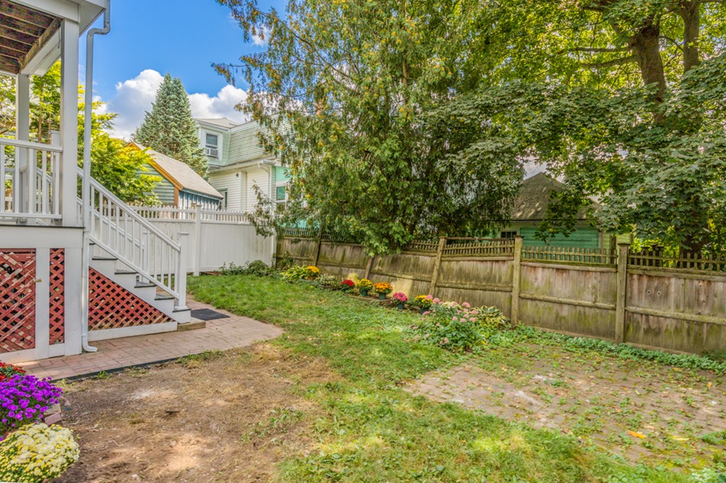 21 Usher Road, Unit 2 Medford, MA 02155 - Photo 32 of 33 Gallery Image 32