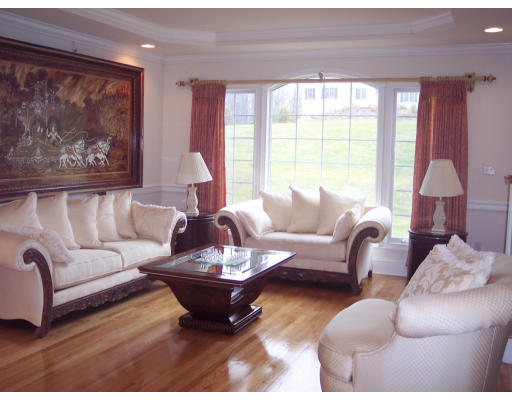 22 Overlook Road Hopkinton, MA 01748 - Photo 15 of 30 Gallery Image 15