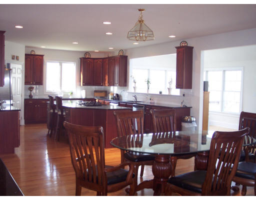22 Overlook Road Hopkinton, MA 01748 - Photo 2 of 30 Gallery Image 2