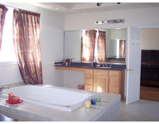 22 Overlook Road Hopkinton, MA 01748 - Photo 26 of 30 Gallery Image 26
