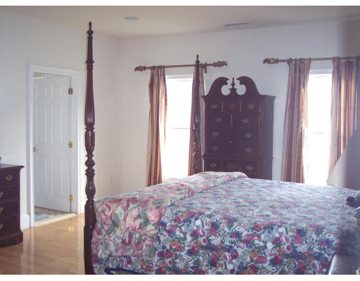 22 Overlook Road Hopkinton, MA 01748 - Photo 28 of 30 Gallery Image 28