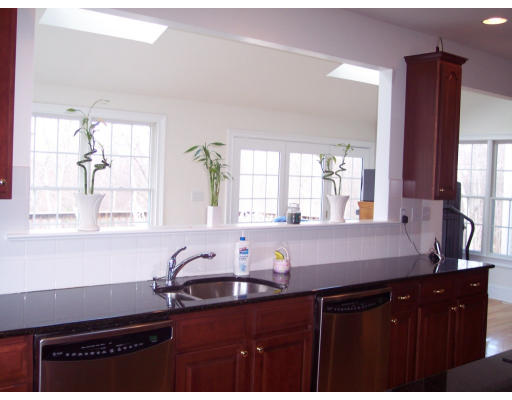 22 Overlook Road Hopkinton, MA 01748 - Photo 7 of 30 Gallery Image 7