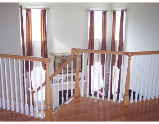 22 Overlook Road Hopkinton, MA 01748 - Photo 10 of 30 Gallery Image 10