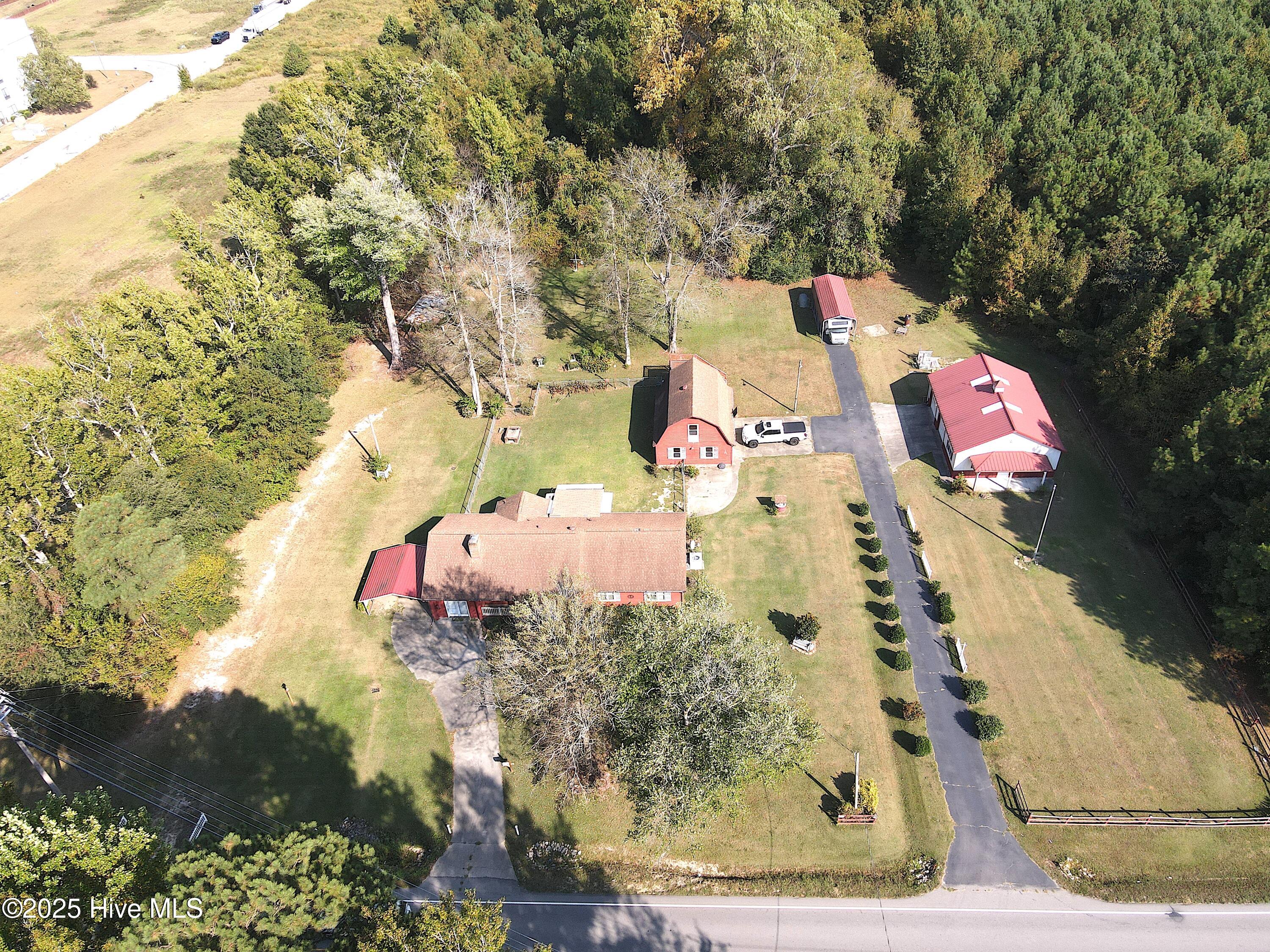 5410 Lamm Road Wilson, NC 27893 - Photo 5 of 33 dji_fly_20250925_154210_524_175882950491