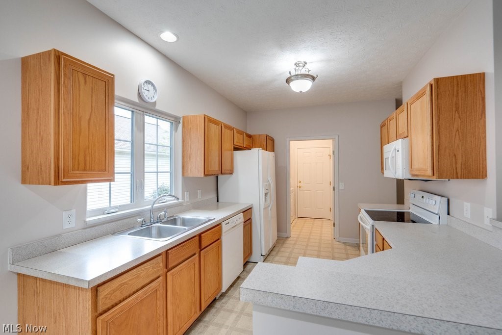 1205 Spring Ridge Circle Alliance, OH 44601 - Photo 12 of 29 Gallery Image 12