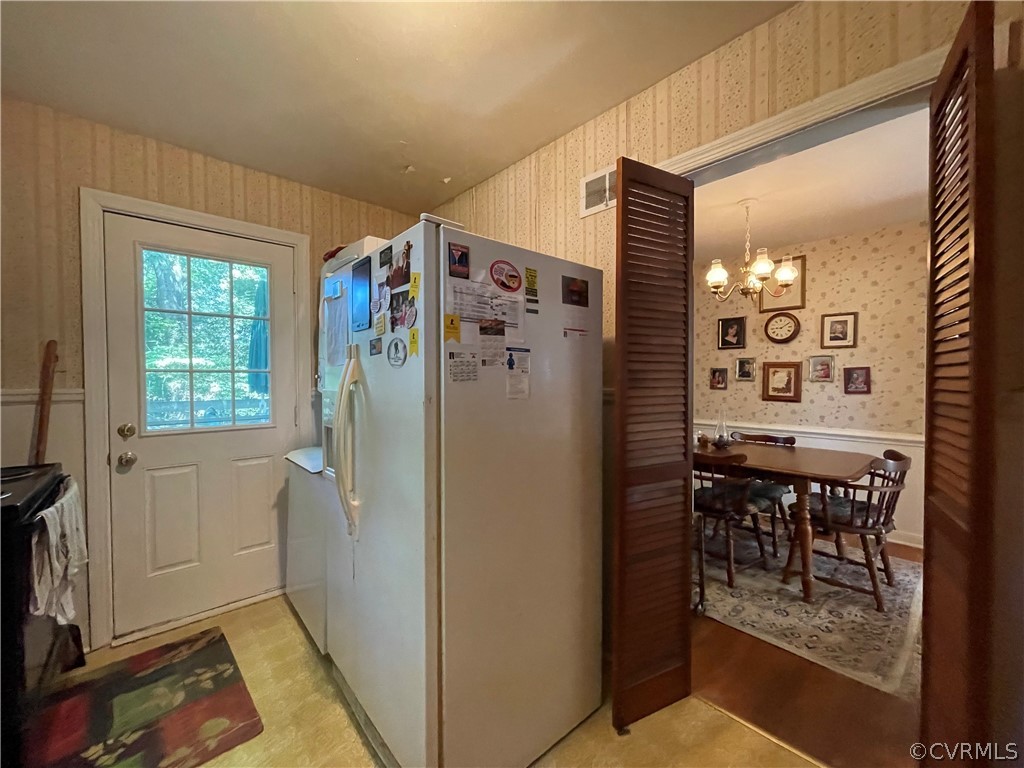 1208 Santa Anna Road Henrico, VA 23229 - Photo 17 of 33 Gallery Image 17