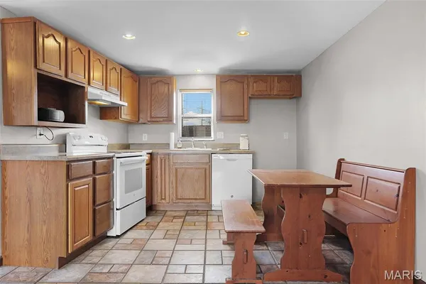 $549,900 | 234 Lemay Ferry Road, St. Louis, MO 63125