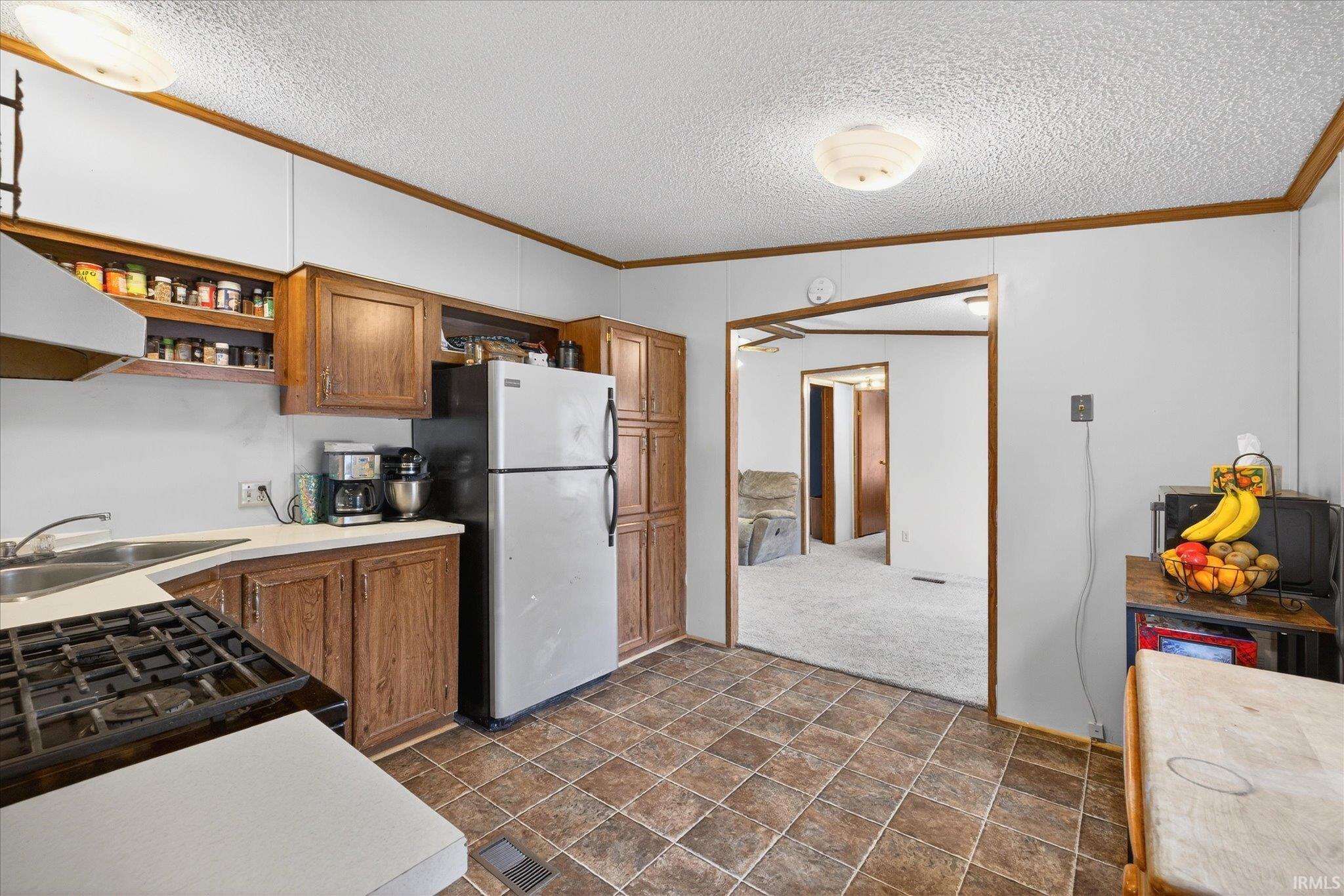 745 Vinegar Hill Road Bedford, IN 47421 - Photo 11 of 25