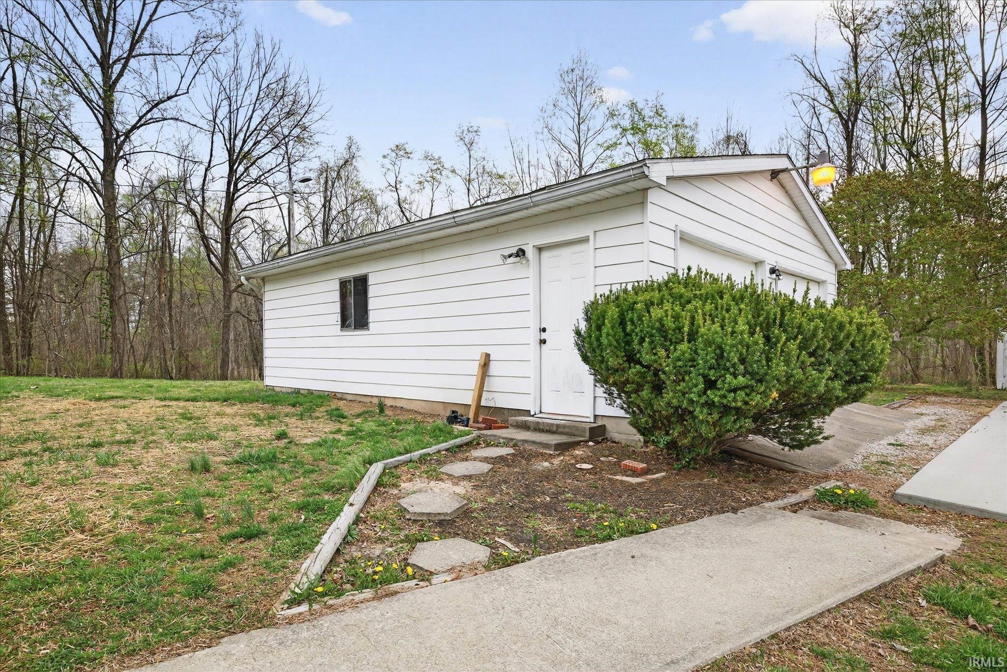 745 Vinegar Hill Road Bedford, IN 47421 - Photo 21 of 25