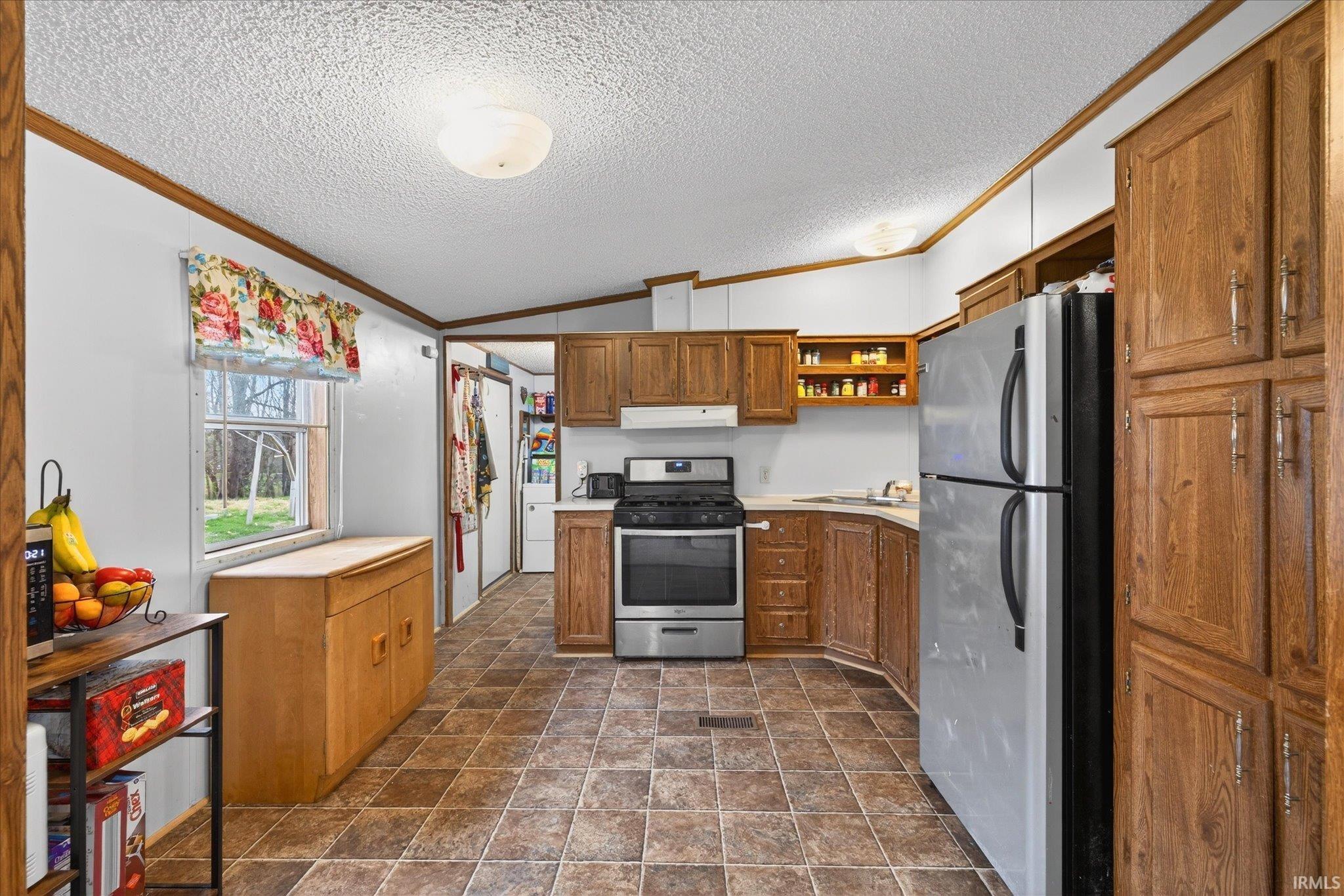 745 Vinegar Hill Road Bedford, IN 47421 - Photo 8 of 25