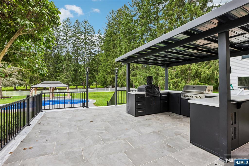 1050 Ramapo Valley Road Mahwah, NJ 07430 - Photo 37 of 48 Gallery Image 37