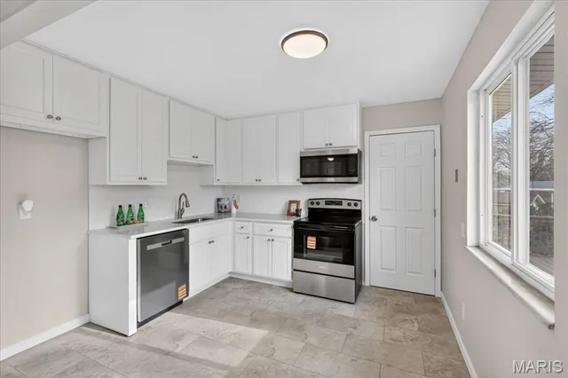 $209,000 | 1077 Armada Court, Florissant, MO 63031