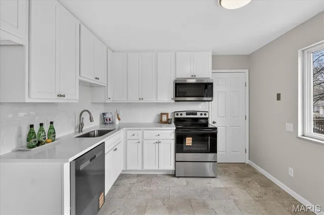 $209,000 | 1077 Armada Court, Florissant, MO 63031