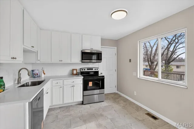 $209,000 | 1077 Armada Court, Florissant, MO 63031