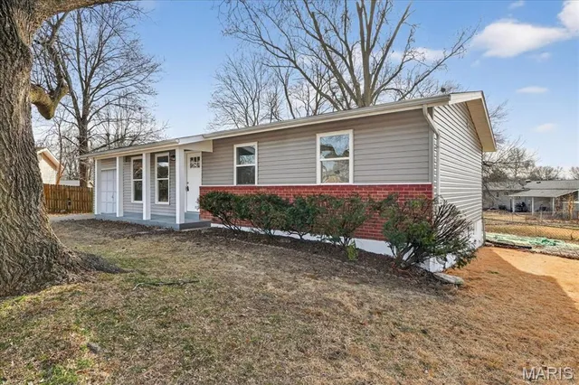 $209,000 | 1077 Armada Court, Florissant, MO 63031