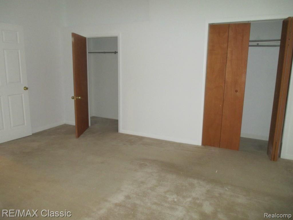 1185 Delta Road Walled Lake, MI 48390 - Photo 20 of 42 IMG_1834.jpg