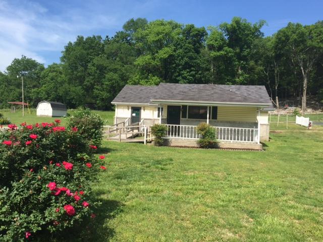 1542 Burning Bush Road Ringgold, GA 30736 - Photo 2 of 11 IMG_3041