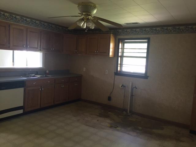 1542 Burning Bush Road Ringgold, GA 30736 - Photo 5 of 11 IMG_3045