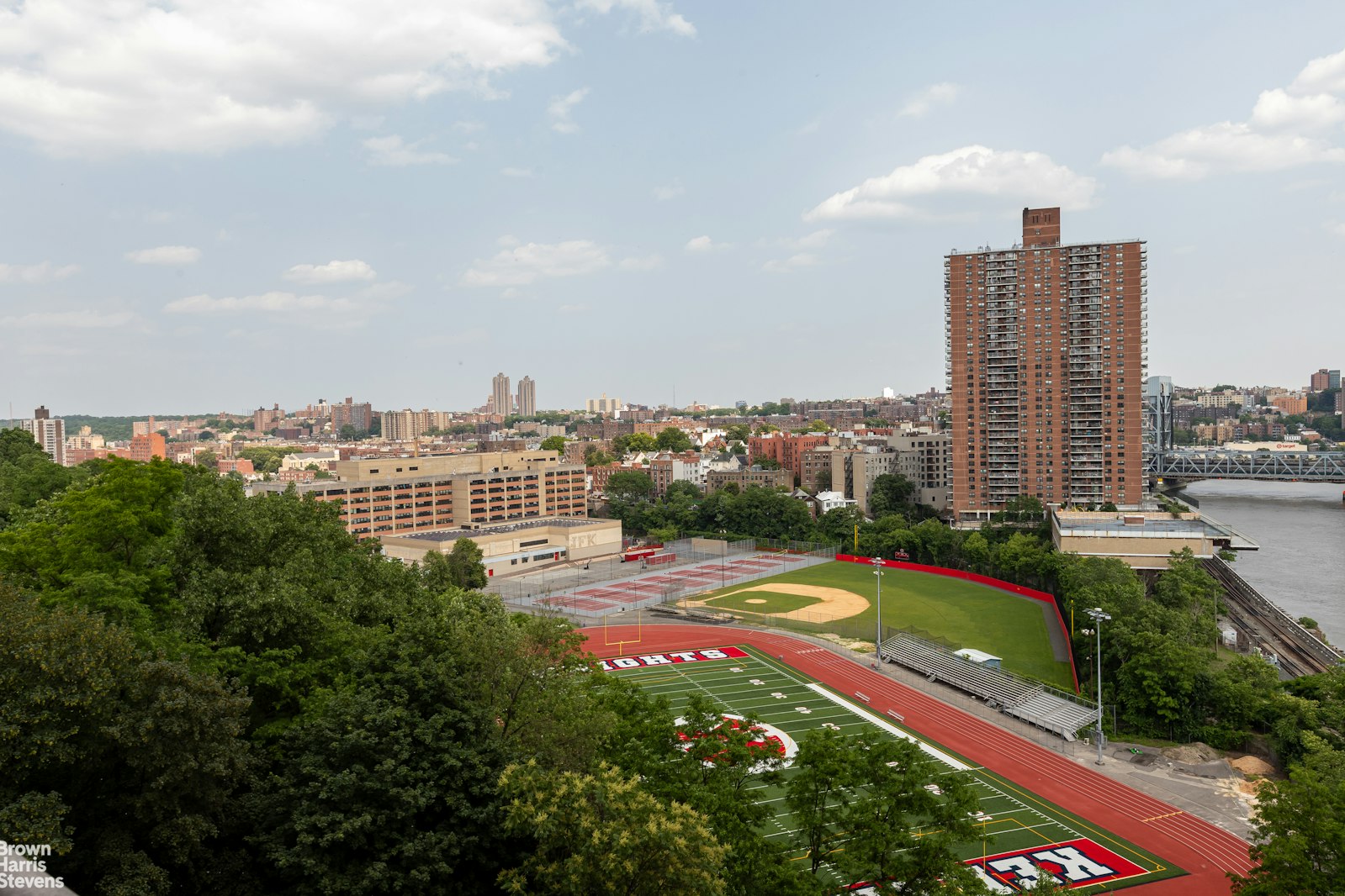 2500 Johnson Avenue, Unit 7S Bronx, NY 10463 - Photo 3 of 25