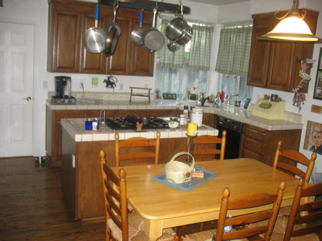 17719 Riverbend Road Salinas, CA 93908 - Photo 8 of 25 Gallery Image 8